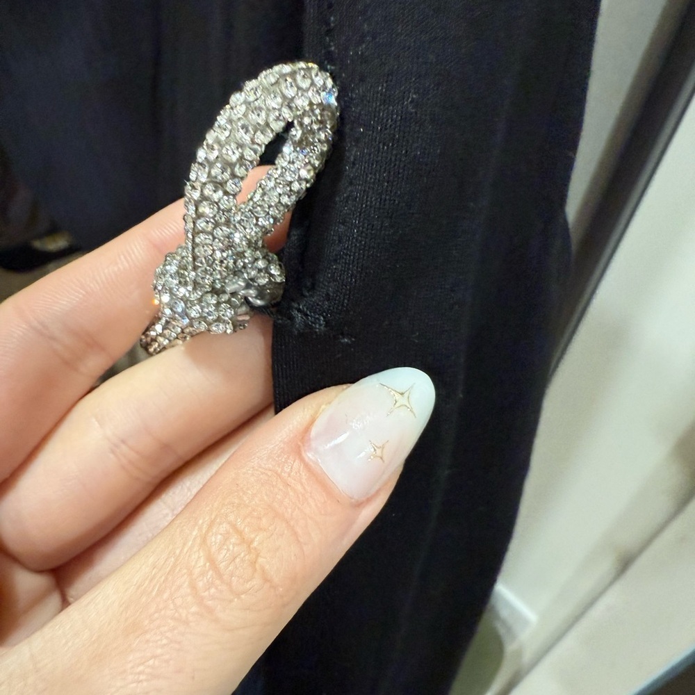 Elegant Black Long-Sleeve Dress with Embellishments - Picture 3 of 7